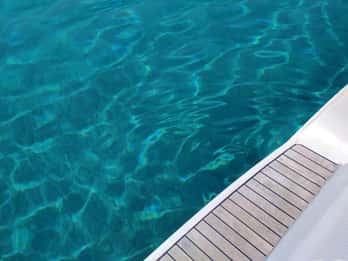 Sithonia: Segelbåttur vid vattnet i avskilda vikar