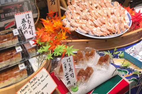 Kioto: recorrido a pie en Gion con desayuno en el mercado de Nishiki