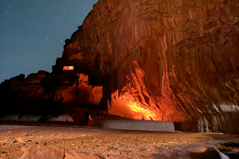 Wadi Rum: Cave Stargazing Experience