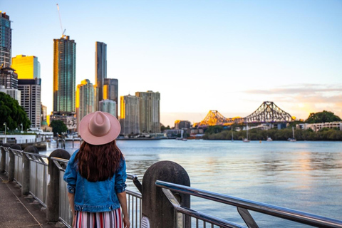 Brisbane: City & Riverfront Private Photoshoot Premium: 50 photos | 60 mins