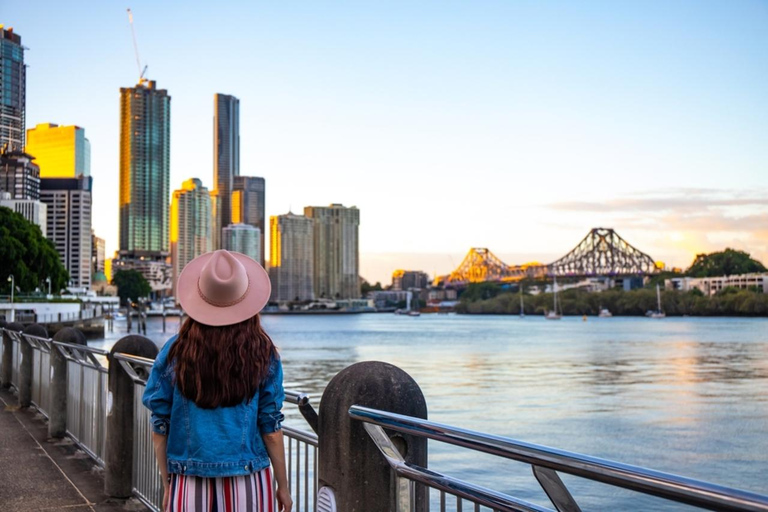 Brisbane: City & Riverfront Private Photoshoot Premium: 50 photos | 60 mins