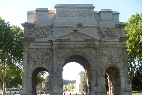 Ab Avignon : Ganztägige römische Stätten und historische Orte