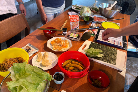 Kanazawa: Japanese Rice Sandwich Making with Local Aunties 2026 Autumn