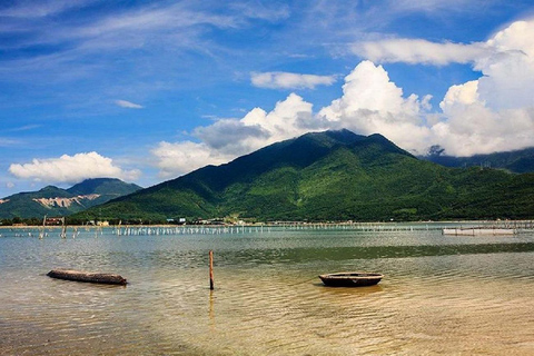 Hue: Transfer till/från Hoi An med privat bil via Hai Van PassVia Lagoon, Strand, HaiVan Pass, Lady Buddha, Marmorberget