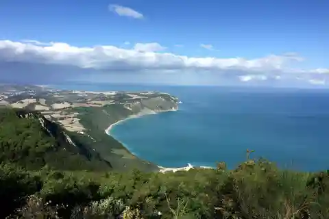 Monte Conero: hiking discovery tour