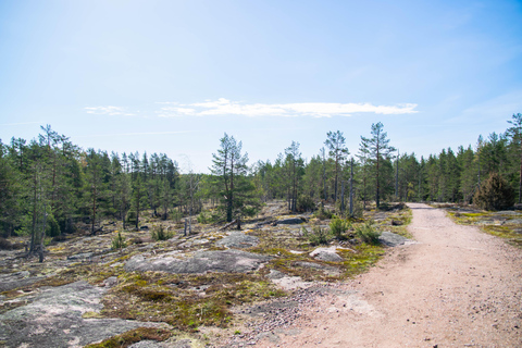 Vandringsupplevelse i Noux nationalpark från Helsingfors