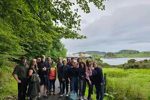 Oban: Tour giornaliero a piedi dei punti salienti della città (10:30)