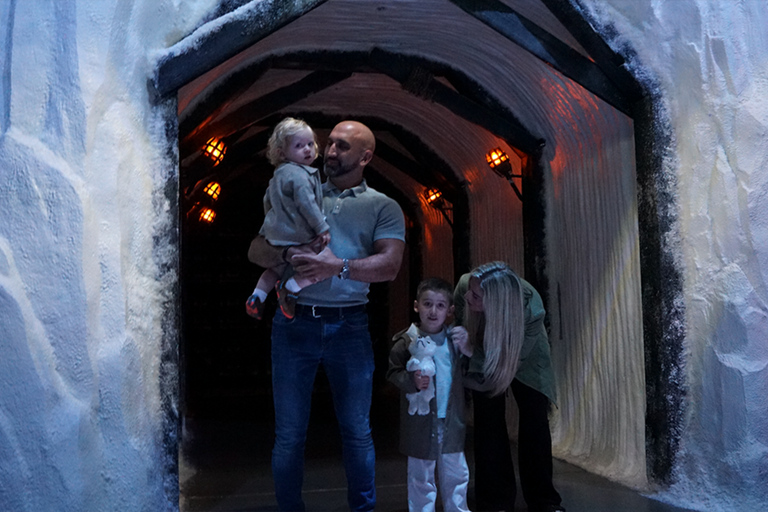 Belfast: Official Game of Thrones Studio Tour & Transfer