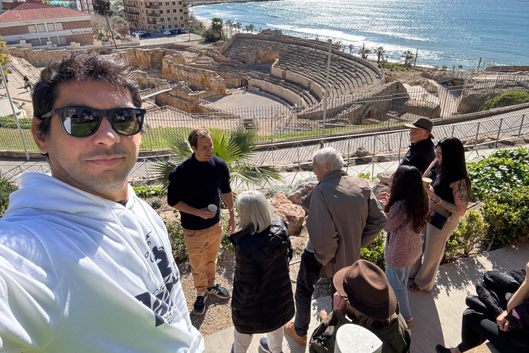 From Barcelona Prívate Tour Tarragona and Sitges with Pickup
