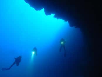 VRBNIK: Discovery scuba dive adventure
