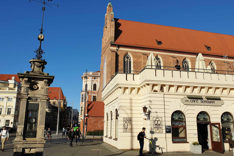 Wroclaw: Tour by large Historic Tram (1,5 h, 32 seats) Wroclaw: Tour by large Historic Tram