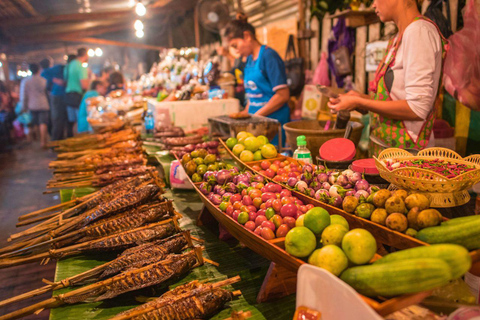 Luang Prabang: Night Market Private Food Tour and BBQ Dinner