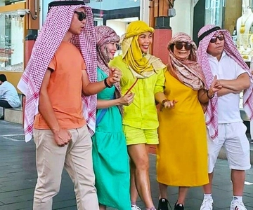Dubai: Private Tour of Creek, Souks, Frame, and Burj Khalifa