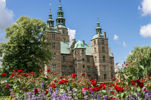 Copenhagen: Private Walking Tour with Amalienborg Palace