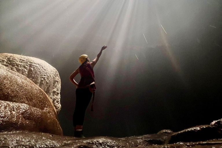 Aventura en la cueva de Jomblang, visita a la cueva de Pindul y ticket de entrada