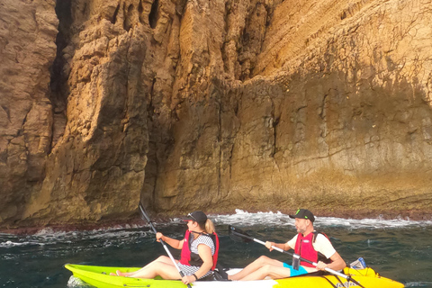 Jávea: Passeio de caiaque desde a praia de Granadella até às grutas marinhas