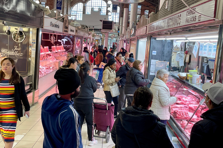 Alicante; Visit the Plaza de Toros with the Castle or Central Market, with tapas Alicante; Visit the Plaza de Toros with Castle or Central Market, with tapas