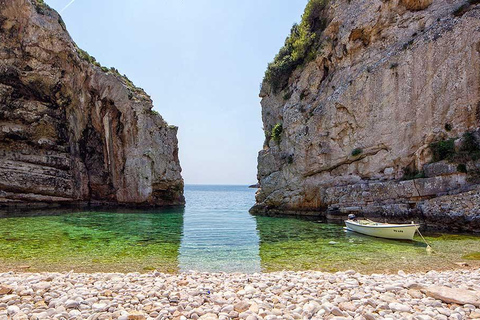 Hvar:Blue & Grenn Cave and Vis Island Private Speedboat Tour