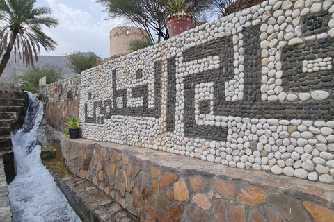 Muscat: 3-Day Oman Highlights Tour – Beach, Desert, Mountain