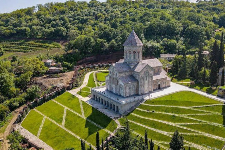 Tbilisi: Kazbegi, Kakheti, and Walking Tour with Wine