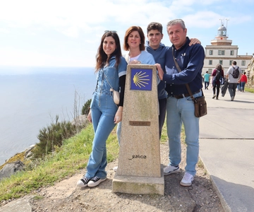 From Santiago: Finisterre and Costa da Morte Day Tour
