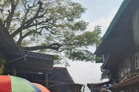 Floating Market, Railway Market & Wat Bang Kung Guided Tour