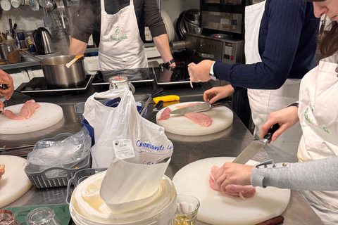 Lyon: Cook a seasonal menu with products from local producers