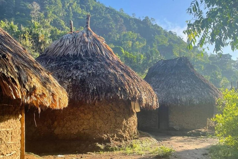Caminata a la Ciudad Perdida , Santa Marta, COLOMBIA