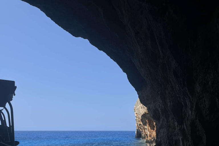 Zakynthos: Rejs dookoła wyspy i żółwie przez EuroskyWrak statku Blue Caves &amp; Turtles Island Ceri Caves