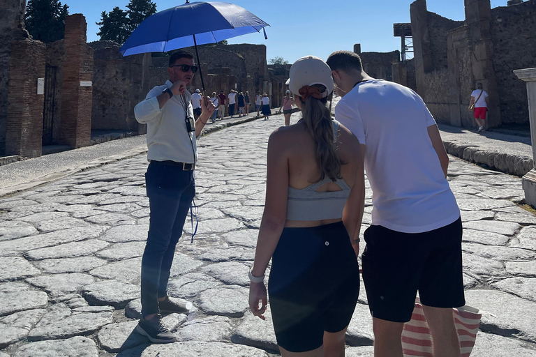 Pompeii: SUNSET AND Guided Tour