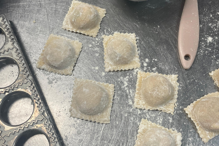 Brisbane: Italian Cooking Class with Pasta