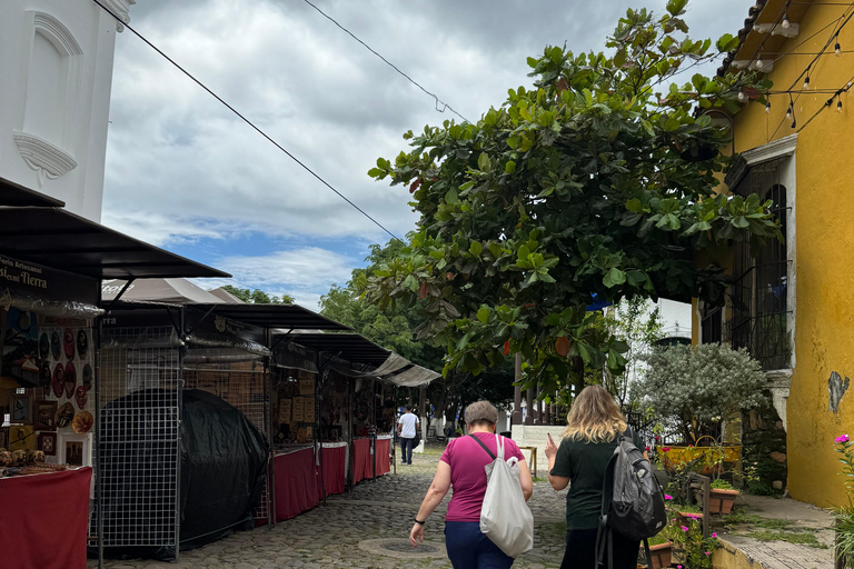 San Salvador: wycieczka do Suchitoto i historycznego centrum miasta