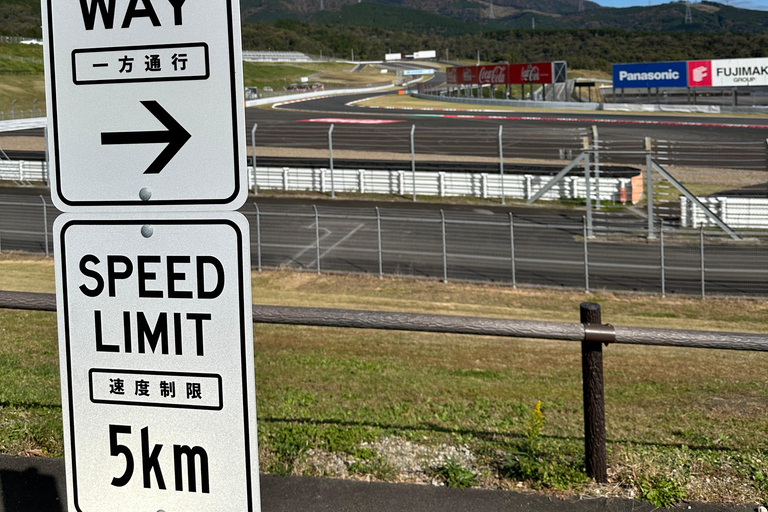 Fuji Speedway Self Drive &amp; Mt. Fuji Tour z odbiorem na LEXUSIE