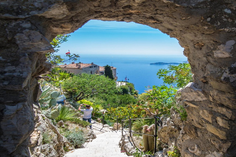 Monaco, Monte-Carlo & Eze Village Private Half-Day Tour LICENSED GUIDE + MERCEDES V