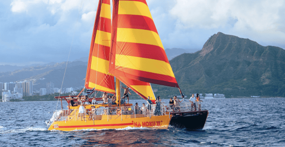 Honolulu: 90-Minute Catamaran Sunset Sail
