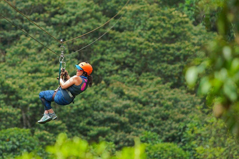 Puerto Maldonado : Tyrolienne, canopée et kayakPuerto Maldonado : Randonnée en tyrolienne, canopée et kayak