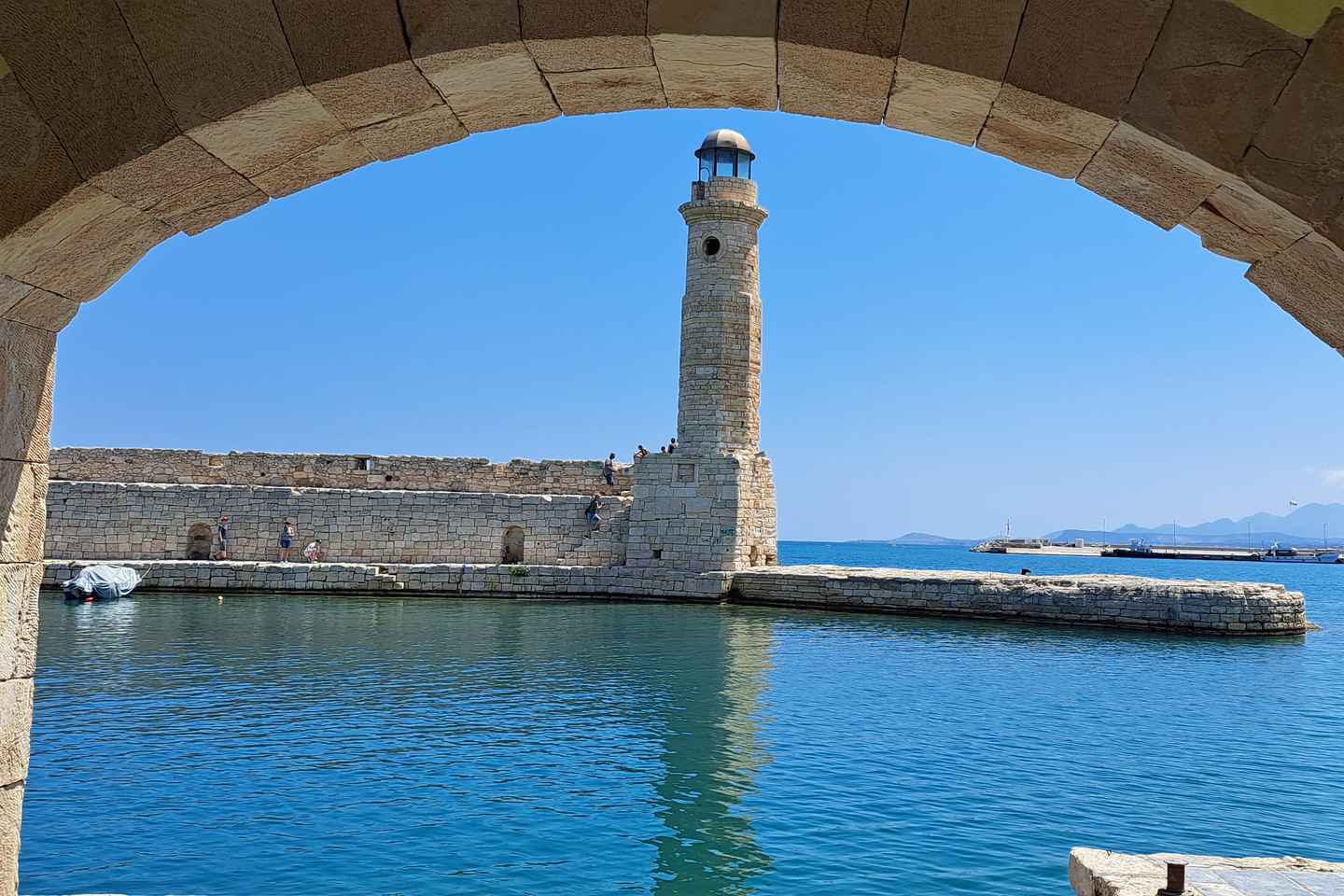 ヘラクレオン発 アルカディ修道院とレシムノ旧市街 プライベートツアー