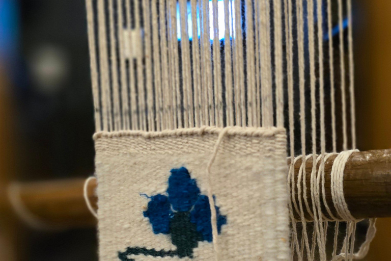 Hanul Vatra: Oltenian Fabric Weaving Workshop