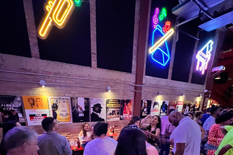 Cali: Salsa Experience with Local Culture, Dancing, and Live Show