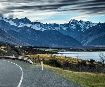 From Tekapo: Mt Cook Day Tour & Lake Pukaki Tour with Lunch