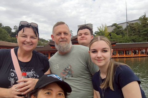 Hiroshima & Miyajima 1-Day Private Tour with Local Guide