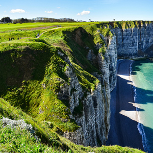 From Paris: Étretat Cliffs & Honfleur Port Full-Day Trip