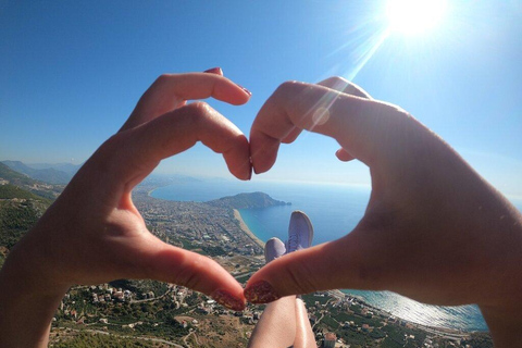 Alanya: Tandem Paragliding Tour with Hotel Transfer