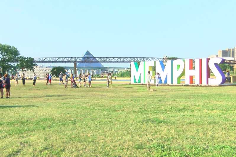 Memphis: Hop-on-Hop-off-Sightseeing-Bustour