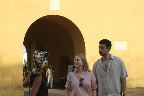 Cartagena for First-Time Visitors: Storytelling Walking Tour