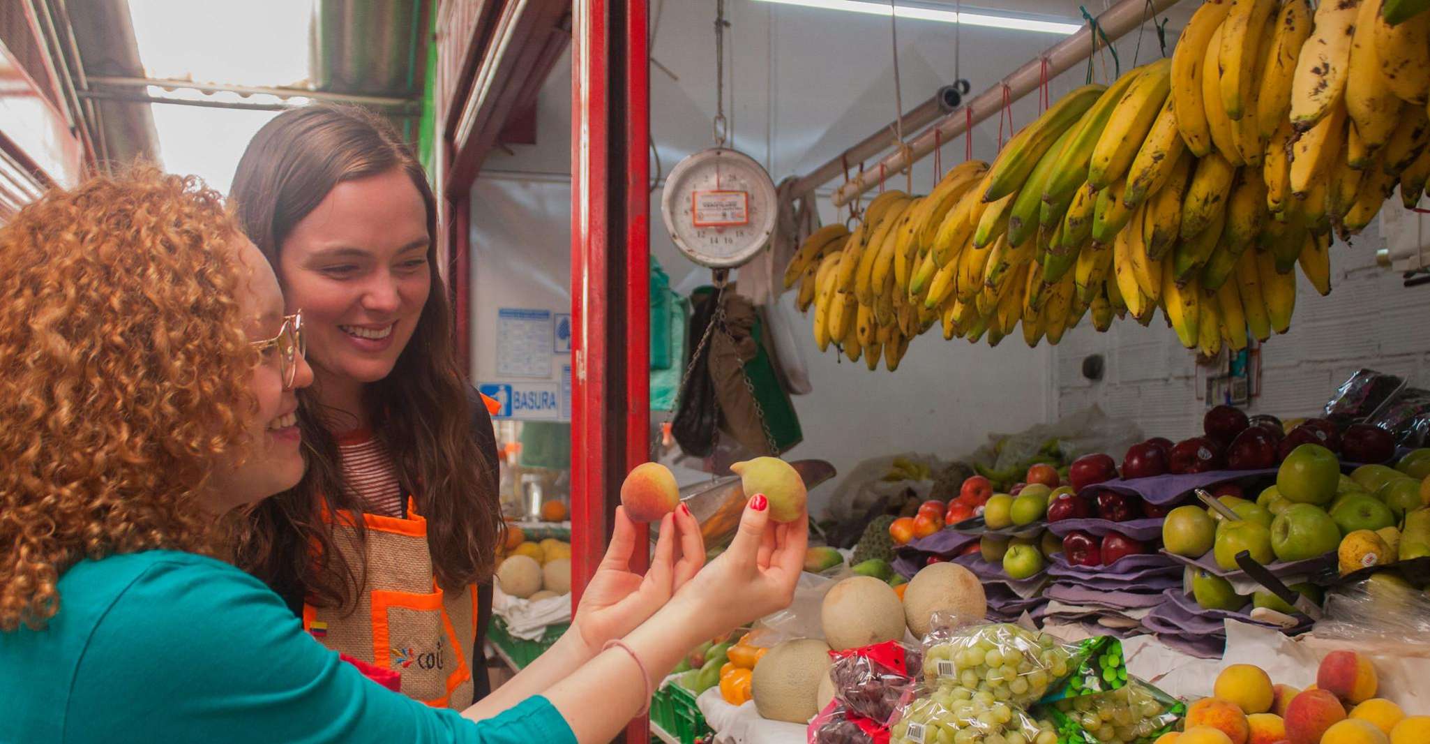 Bogota, Paloquemao Market Fruit Tour - Housity