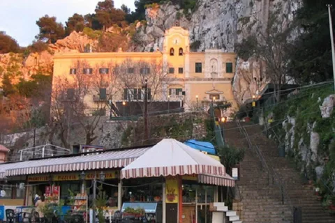 Relax in Mondello and Sanctuary in Monte Pellegrino