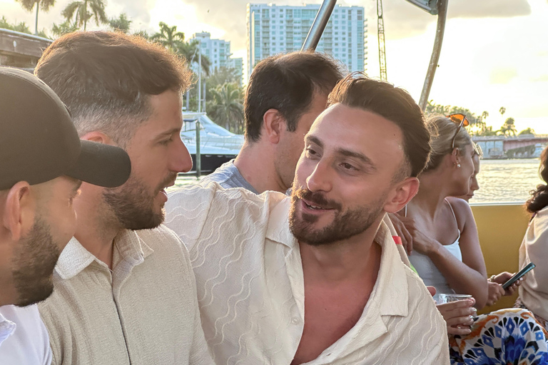 Miami River Sightseeing Cruise: Miami Skyline & Architecture
