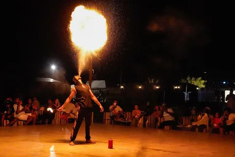 Dubai: Sivatagi szafari, tevegelés, show és fakultatív vacsora