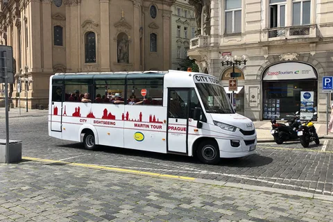 Praga: Excursão de autocarro ao centro histórico da cidade com os principais pontos turísticos